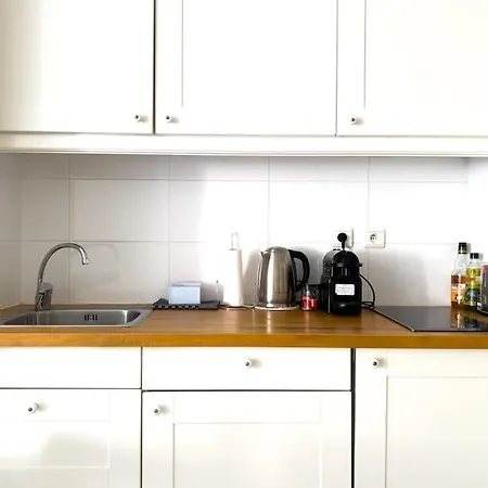 Apartman Avec Terrasse Et Vue Arboree Cannes